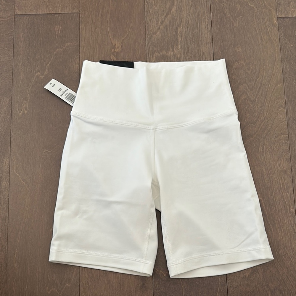 TNA white biker shorts high rise 7” XS